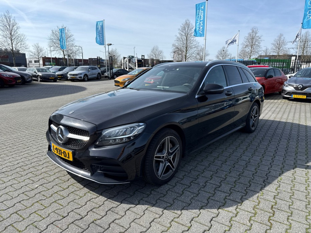 52204873