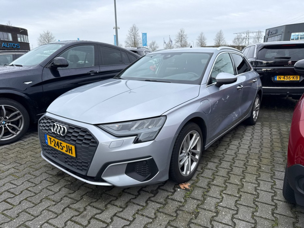 52365135