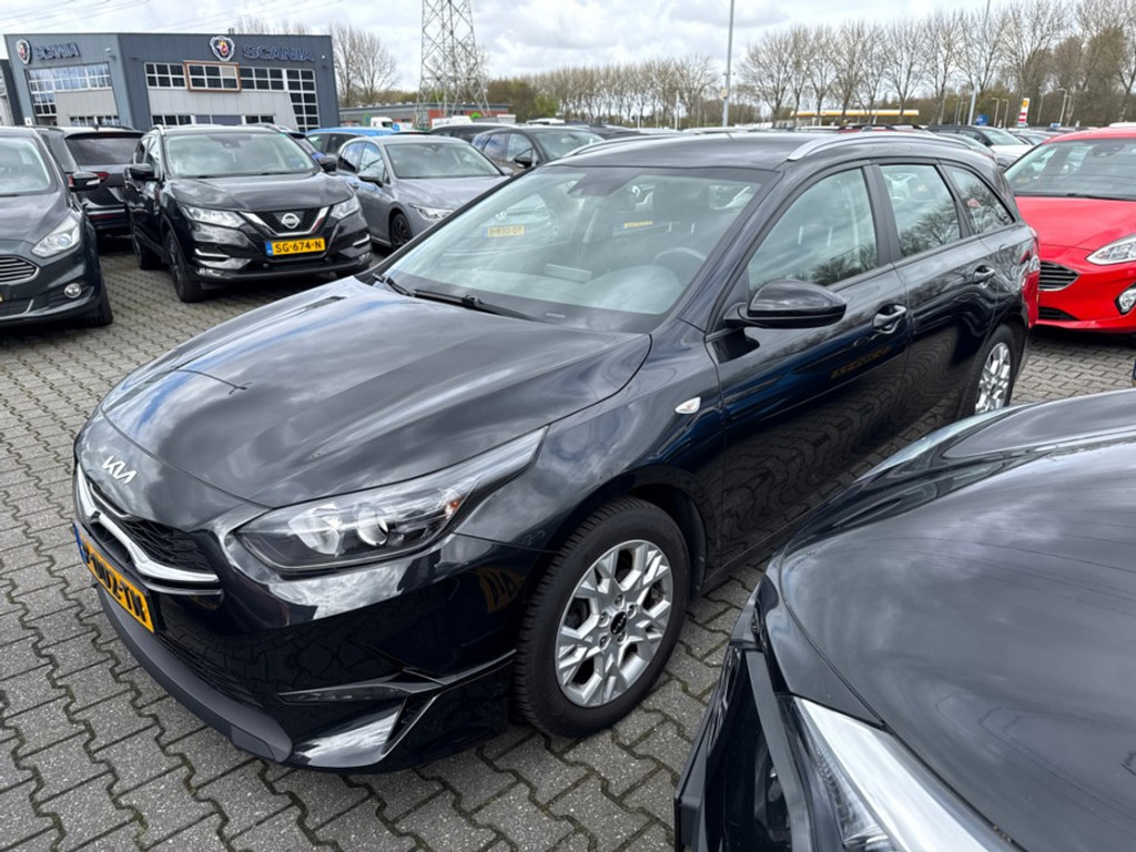 52472600
