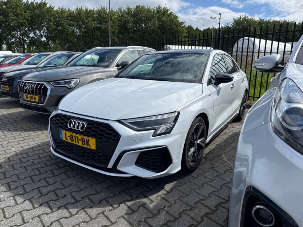 53385744
