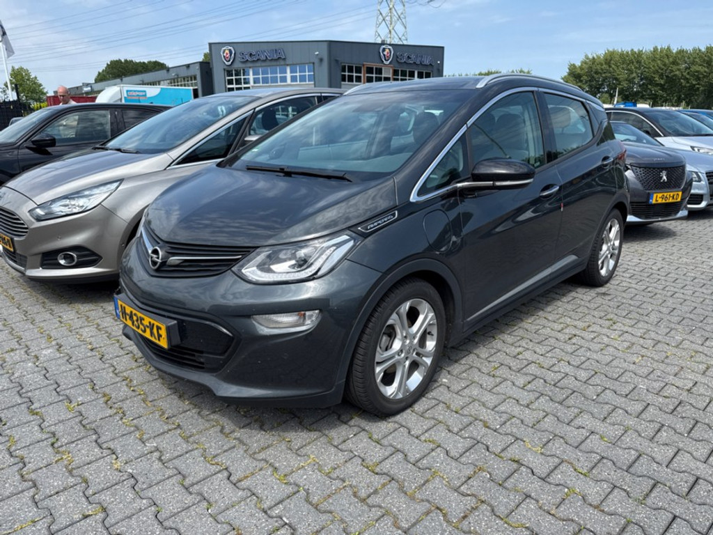 53687630