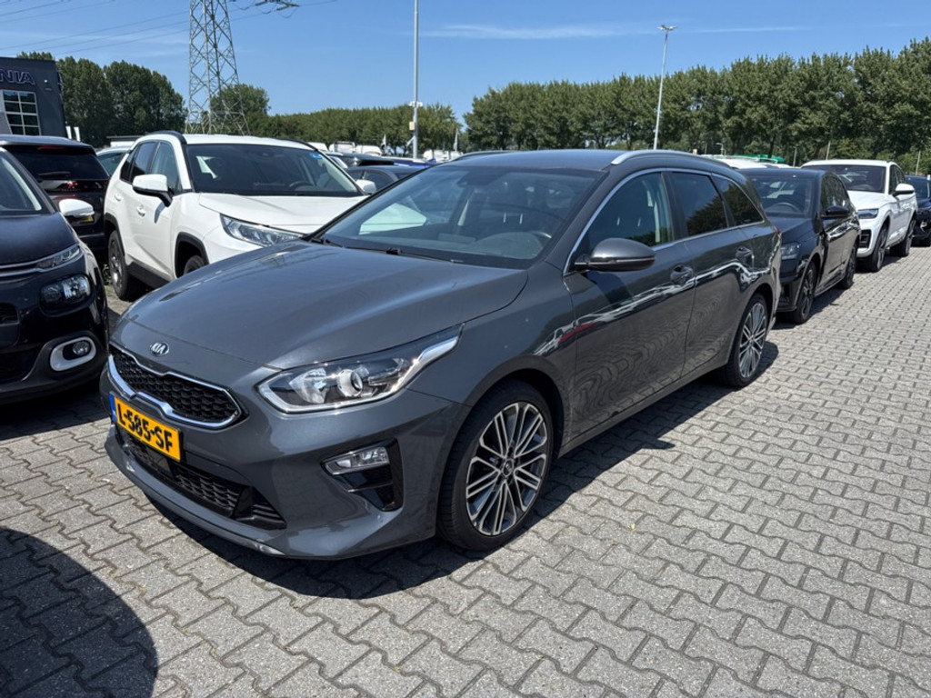 54880251