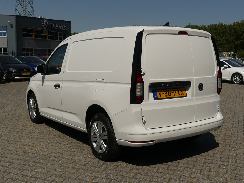 55346730-3.jpg