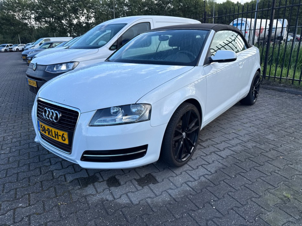 56011608