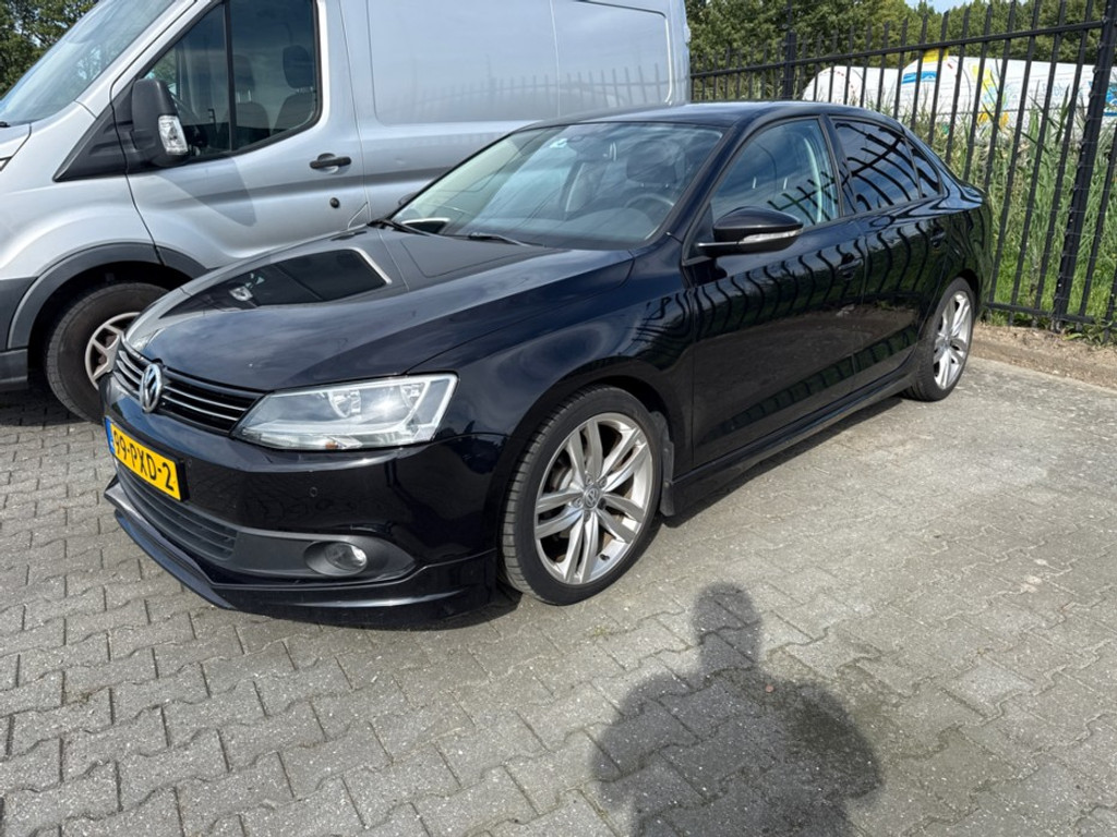 56196466
